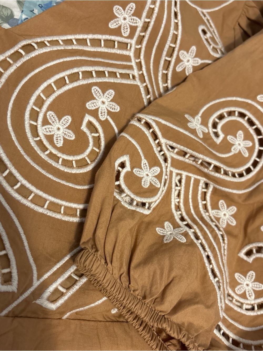 NWT Express Embroidered Eyelet
V-Neck Tie Back Mini Dress 3/4 sleeves Size L. - Picture 8 of 14